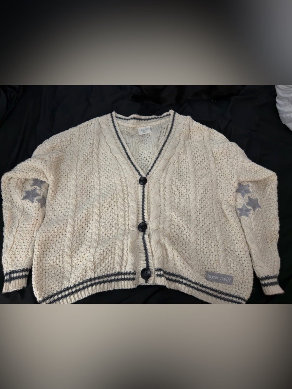 Taylor swift folklore cardigan